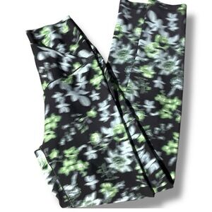 NWOT Offline by AERIE buttery soft leggings L